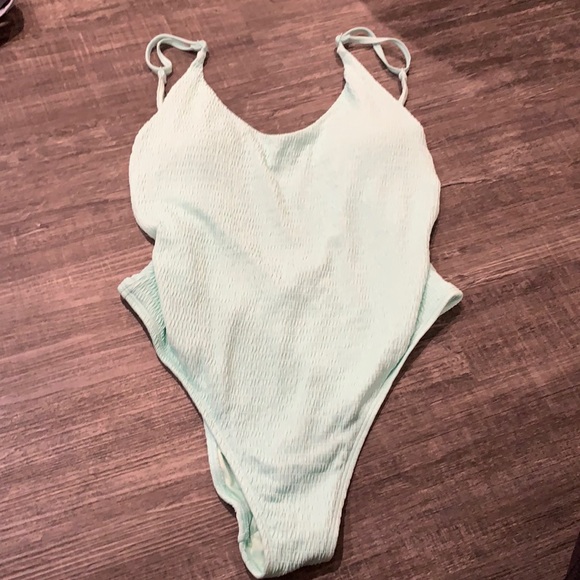 Aerie one piece bathing suit - Picture 1 of 2